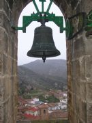 Campana sobre campana ermita de Bijuesca